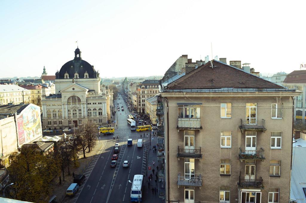 Your Comfortable Stay In Apartment Next To Opera House Lviv Exterior foto